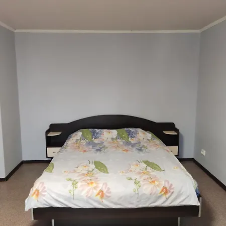 Проспект Миру 35 Apartment Kryvyi Rih Exterior photo
